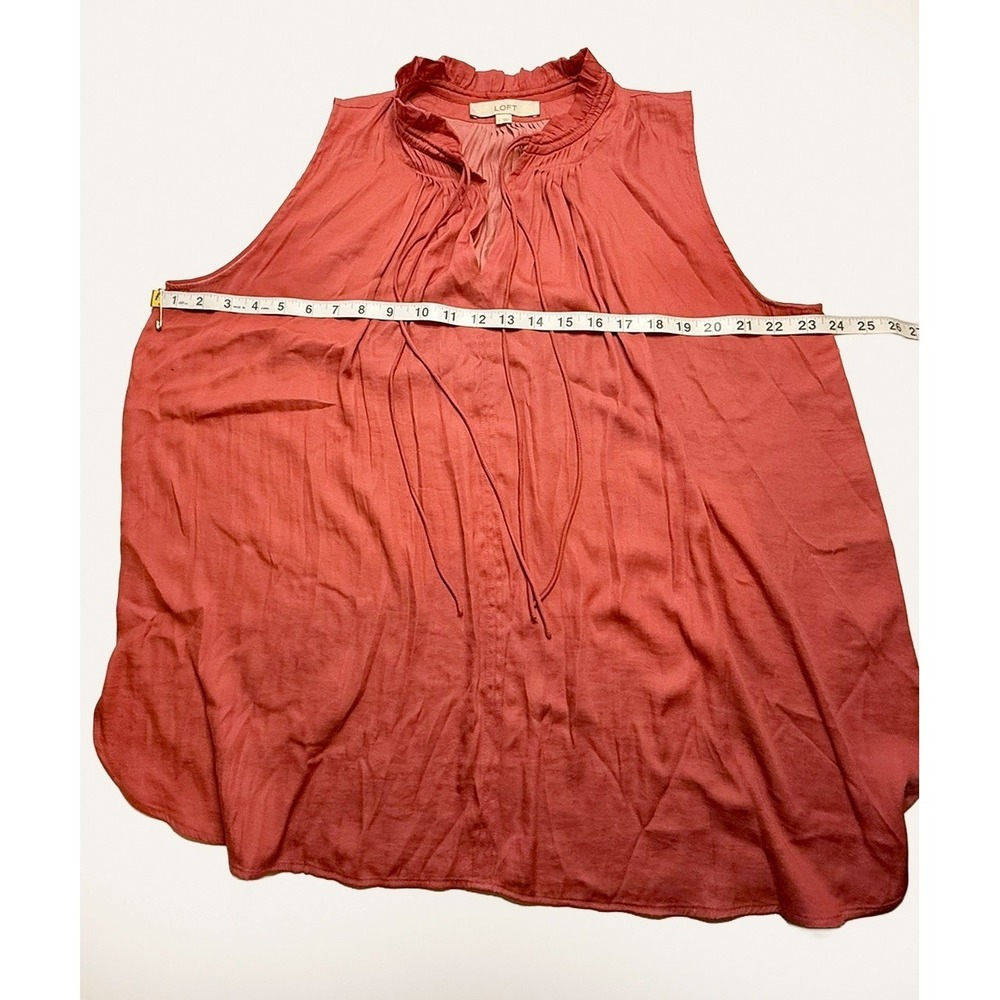 LOFT Rust Orange Sleeveless Blouse Large Boho Chic Lightweight Pleated Top - Picture 8 of 8